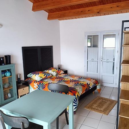 Large Studio Close To The Beach Сен-Мартен-де-Ре Екстер'єр фото